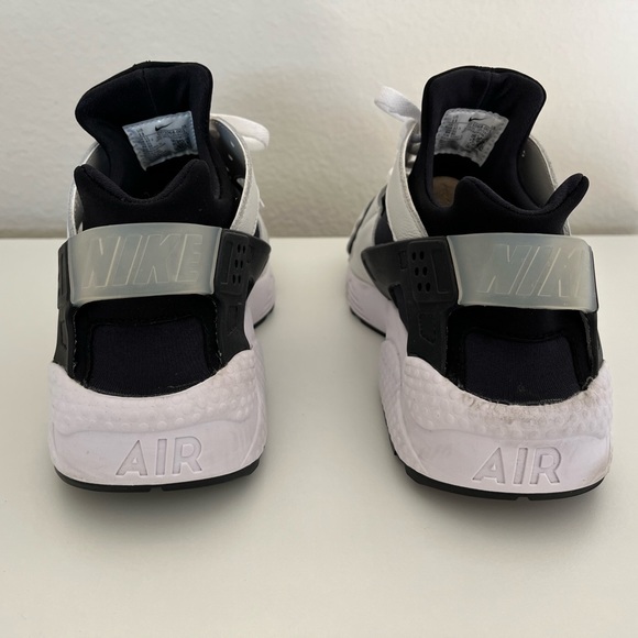 Men’s Nike Air Huarache - Picture 12 of 14